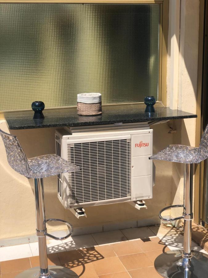 Beachfront Apartment - Sea Views - ماربيا المظهر الخارجي الصورة